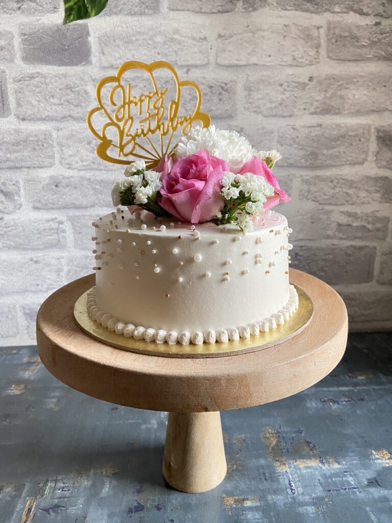 The Bake Box - Fresh Flower Cake