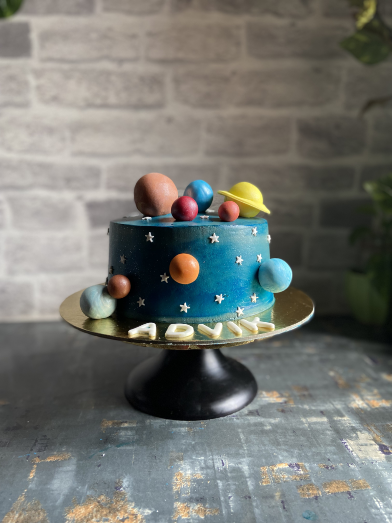 The Bake Box - Planet Theme Cake