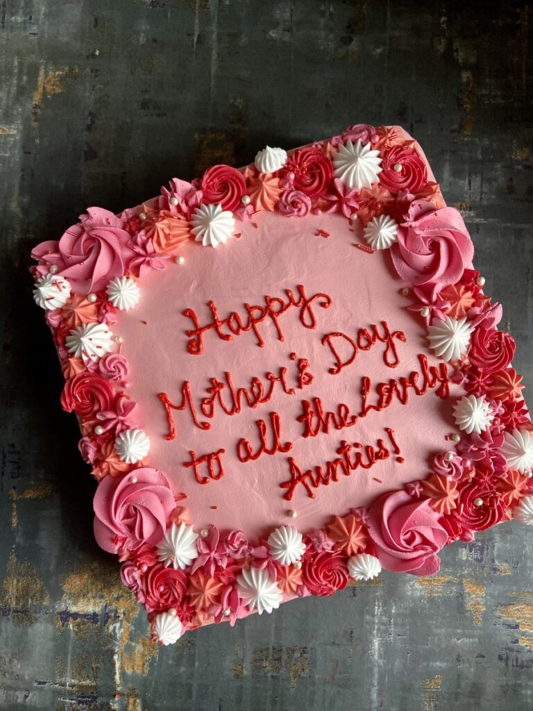 The Bake Box- Mothers Day Cake